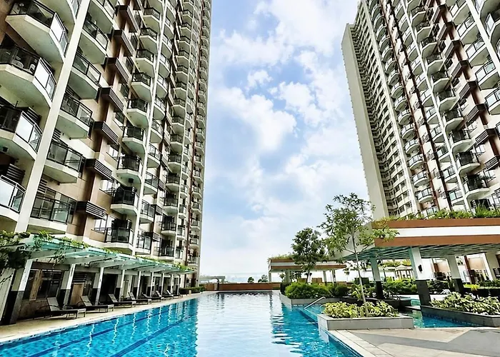 Bay View - 1br With Balcony Manila